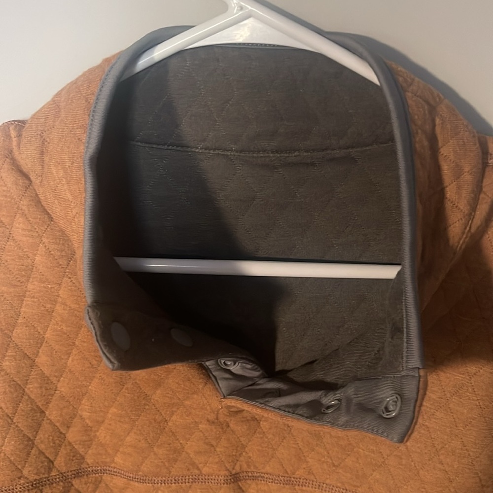 Reversible quarter button - Picture 4 of 4